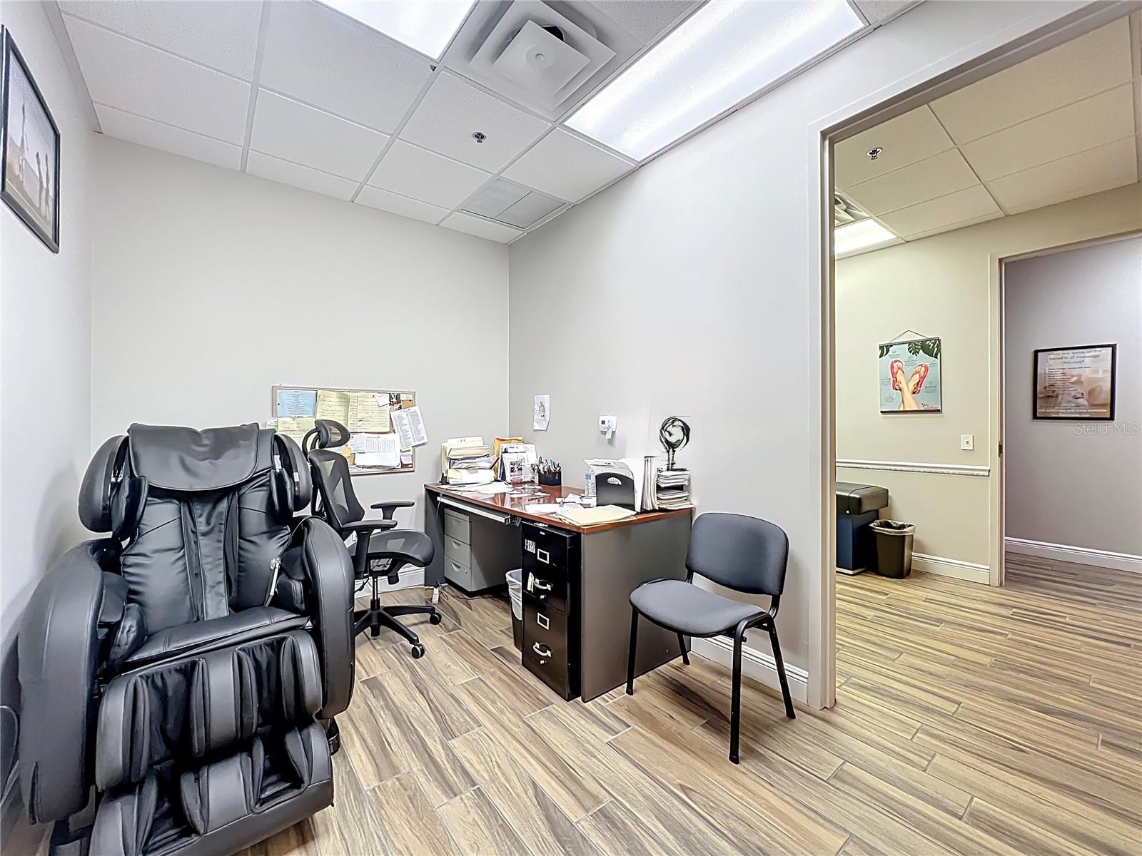 METROWEST PROFFESIONAL PLAZA C - Commercial Lease