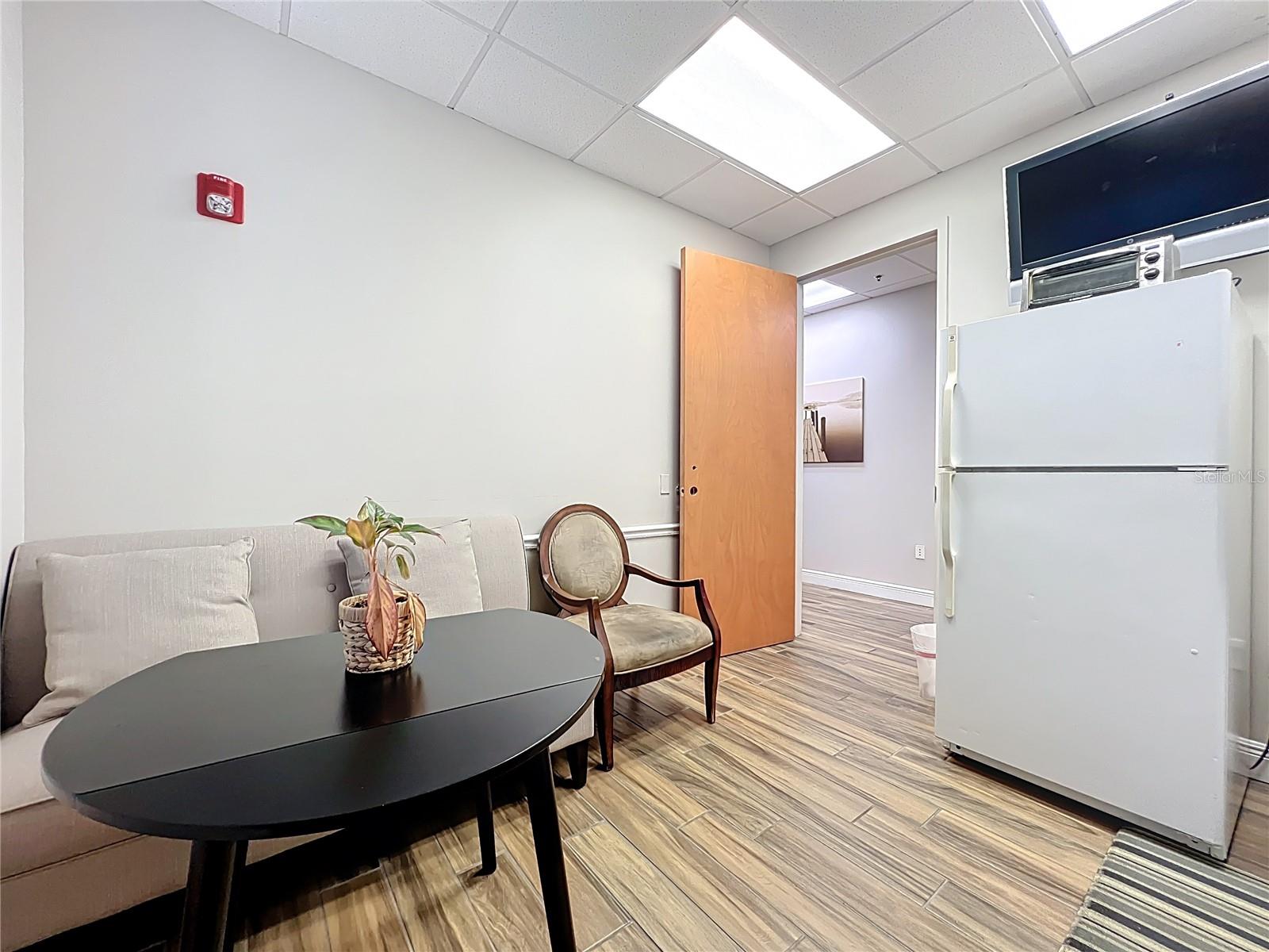 METROWEST PROFFESIONAL PLAZA C - Commercial Lease