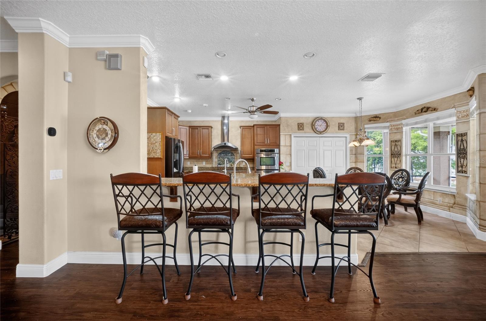 LAKEVIEW RESERVE - Residential