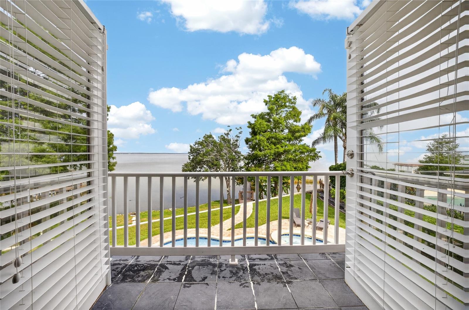 LAKEVIEW RESERVE - Residential