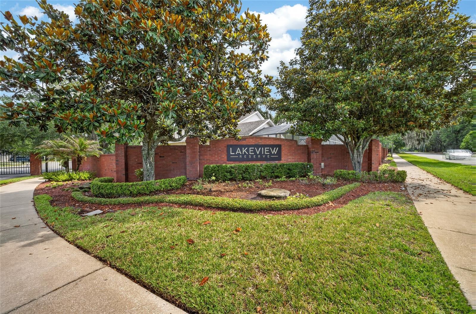 LAKEVIEW RESERVE - Residential