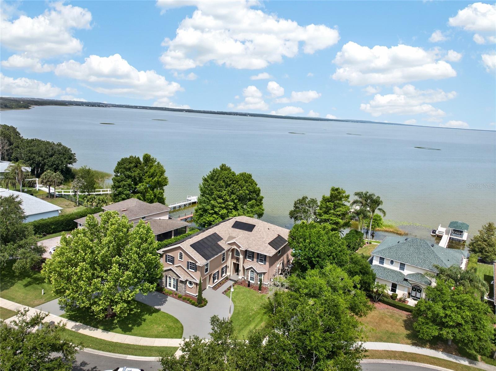 LAKEVIEW RESERVE - Residential