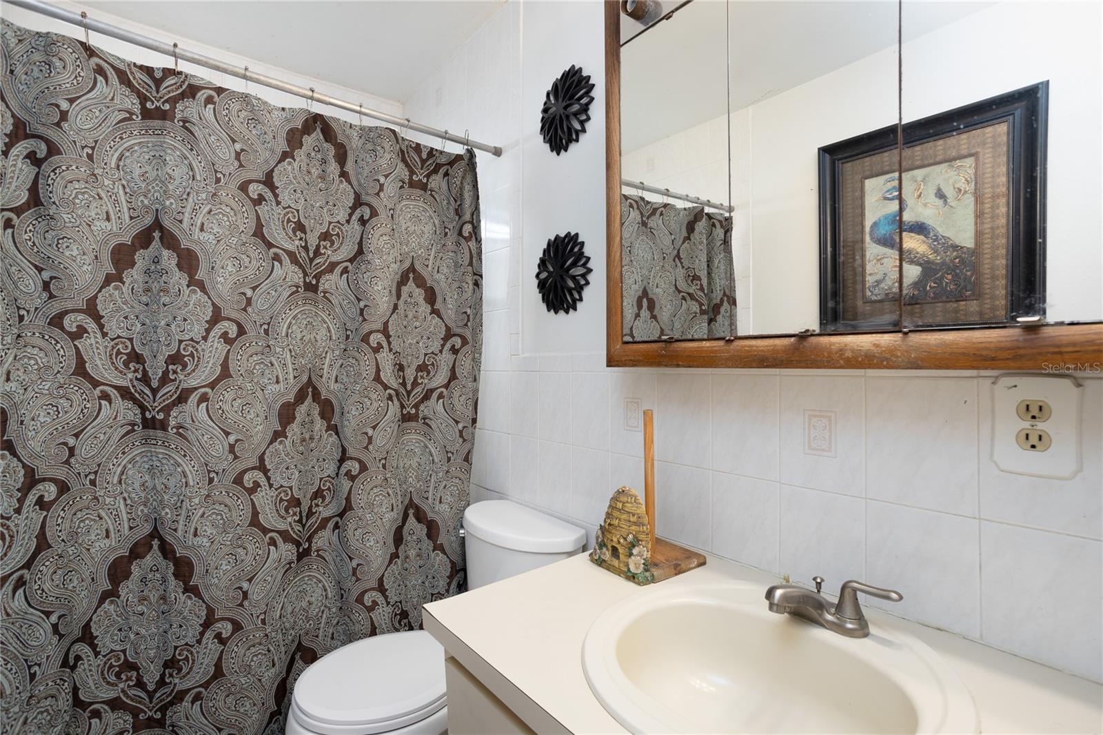 CATALINA VILLAGE - Residential