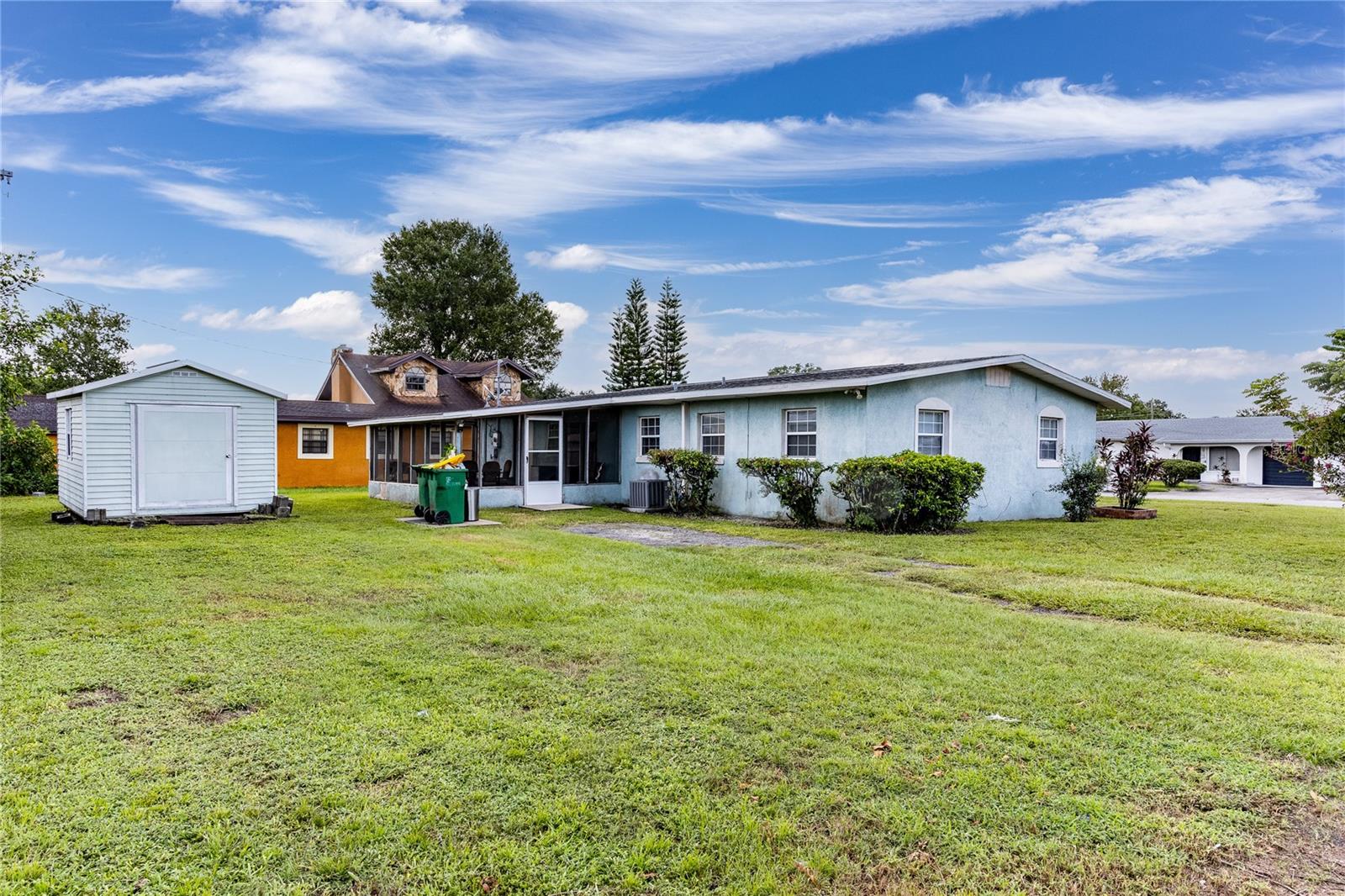 CATALINA VILLAGE - Residential