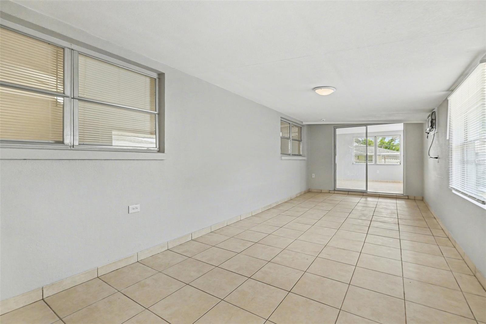 JASMINE LAKES - Residential