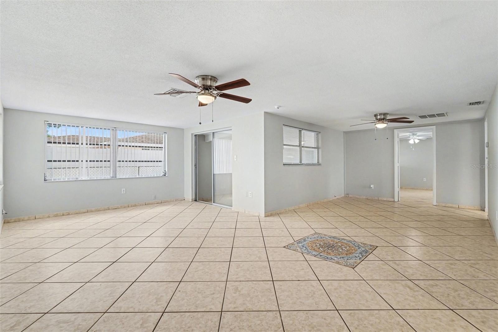 JASMINE LAKES - Residential