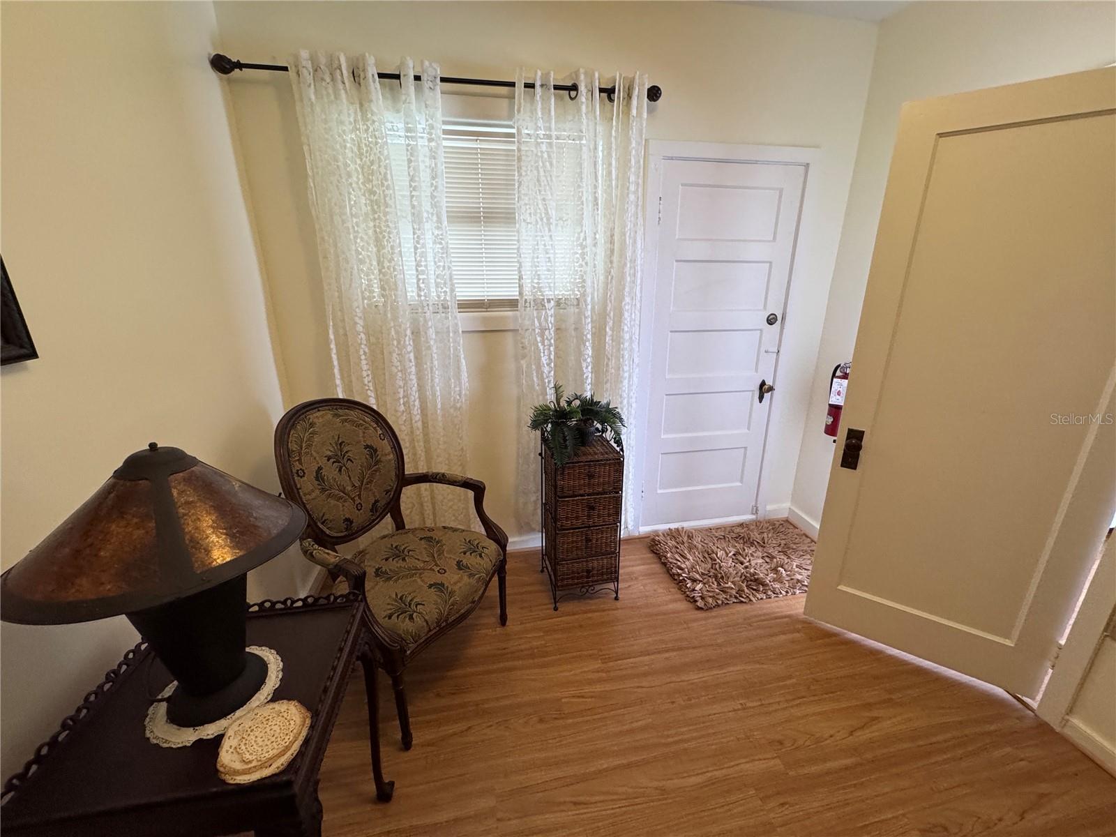 GOLDEN AGE VILLAS - Commercial Sale