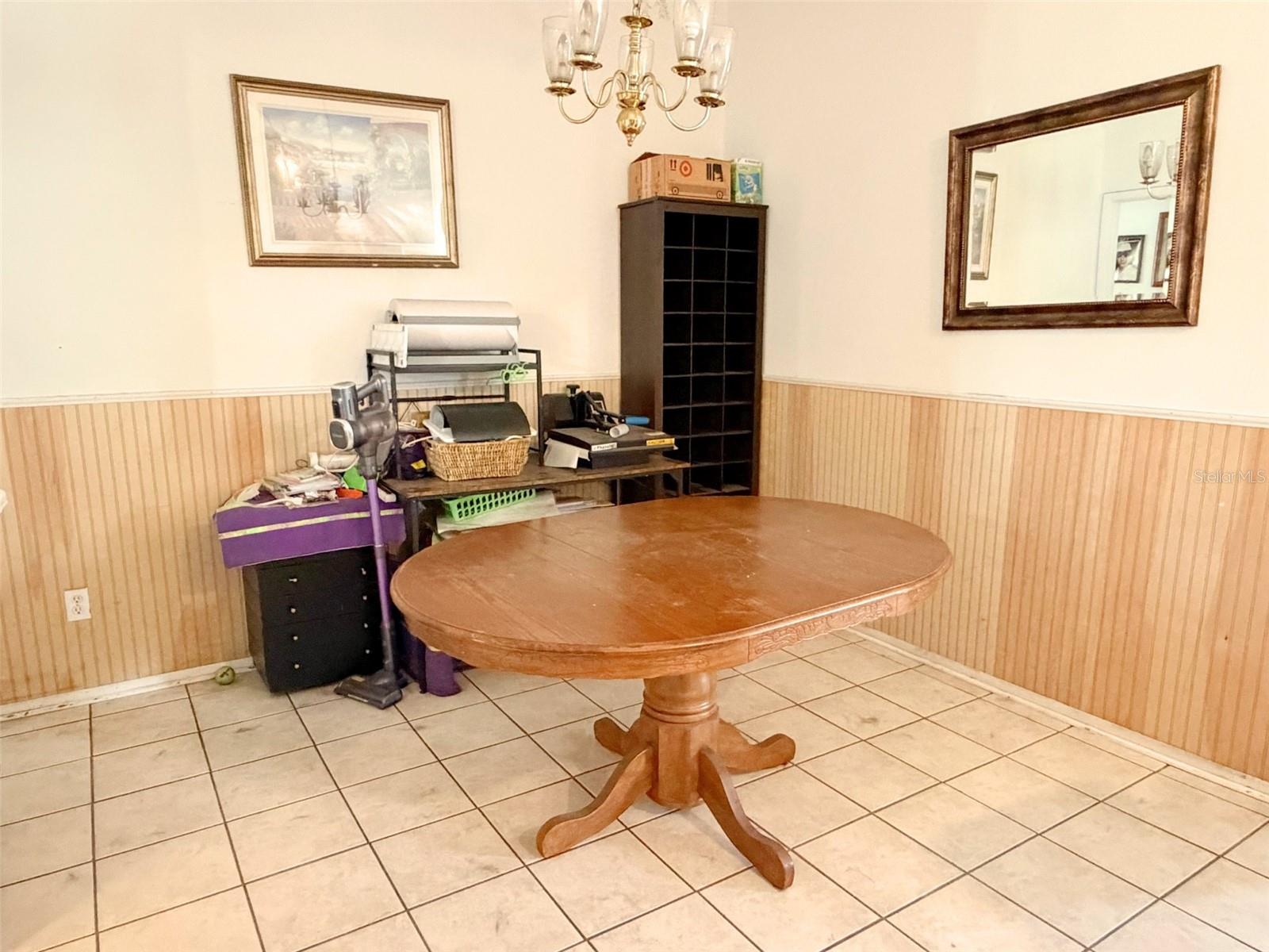 LAKE RIDGE VILLAGE - Residential