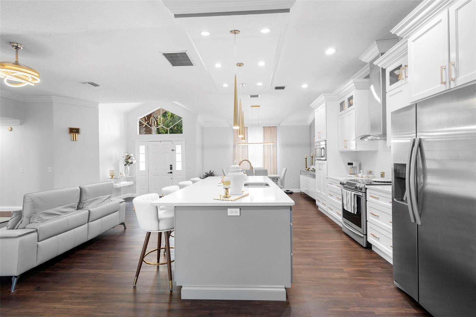 KENSINGTON ESTATES - Residential