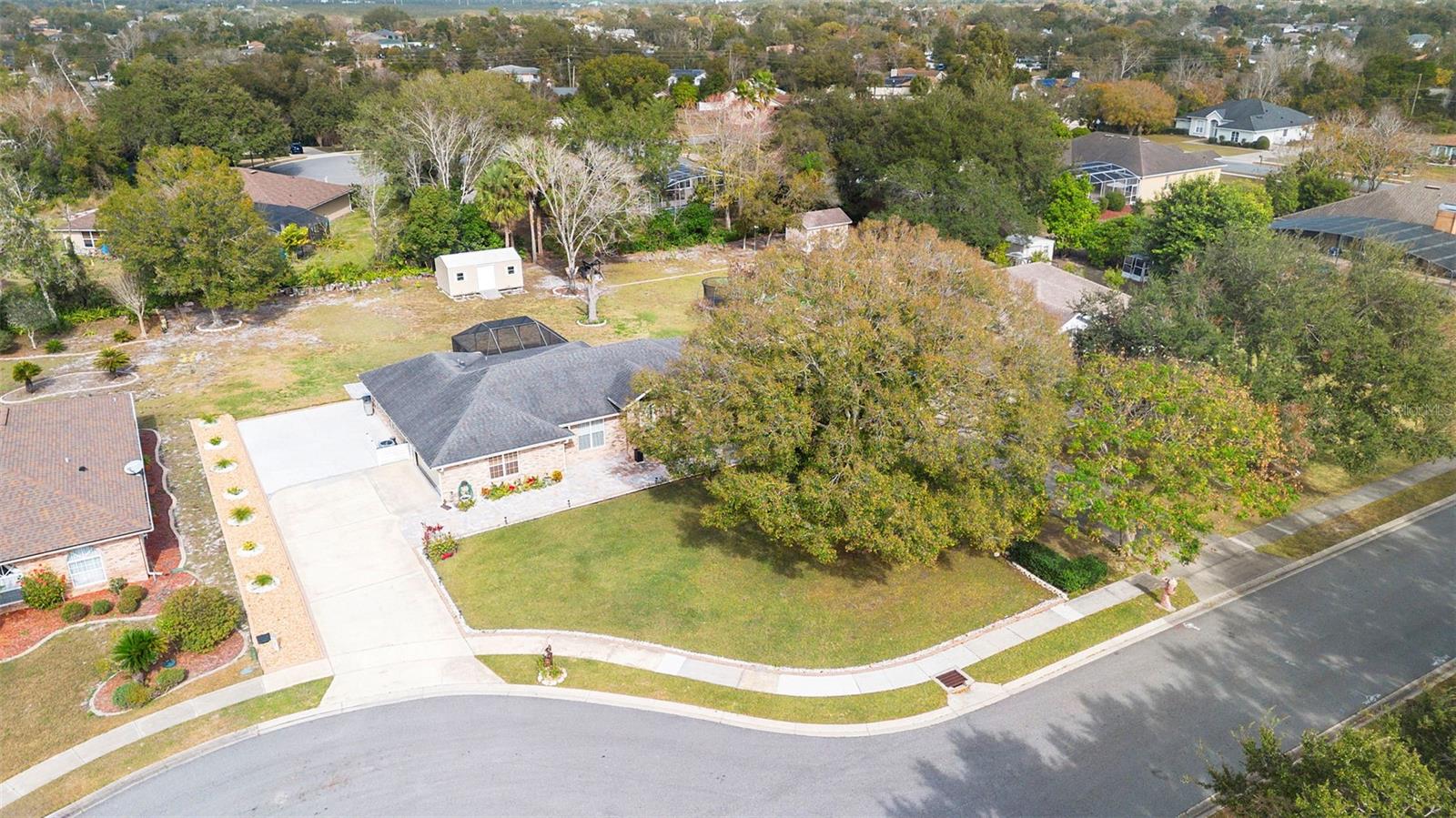 KENSINGTON ESTATES - Residential