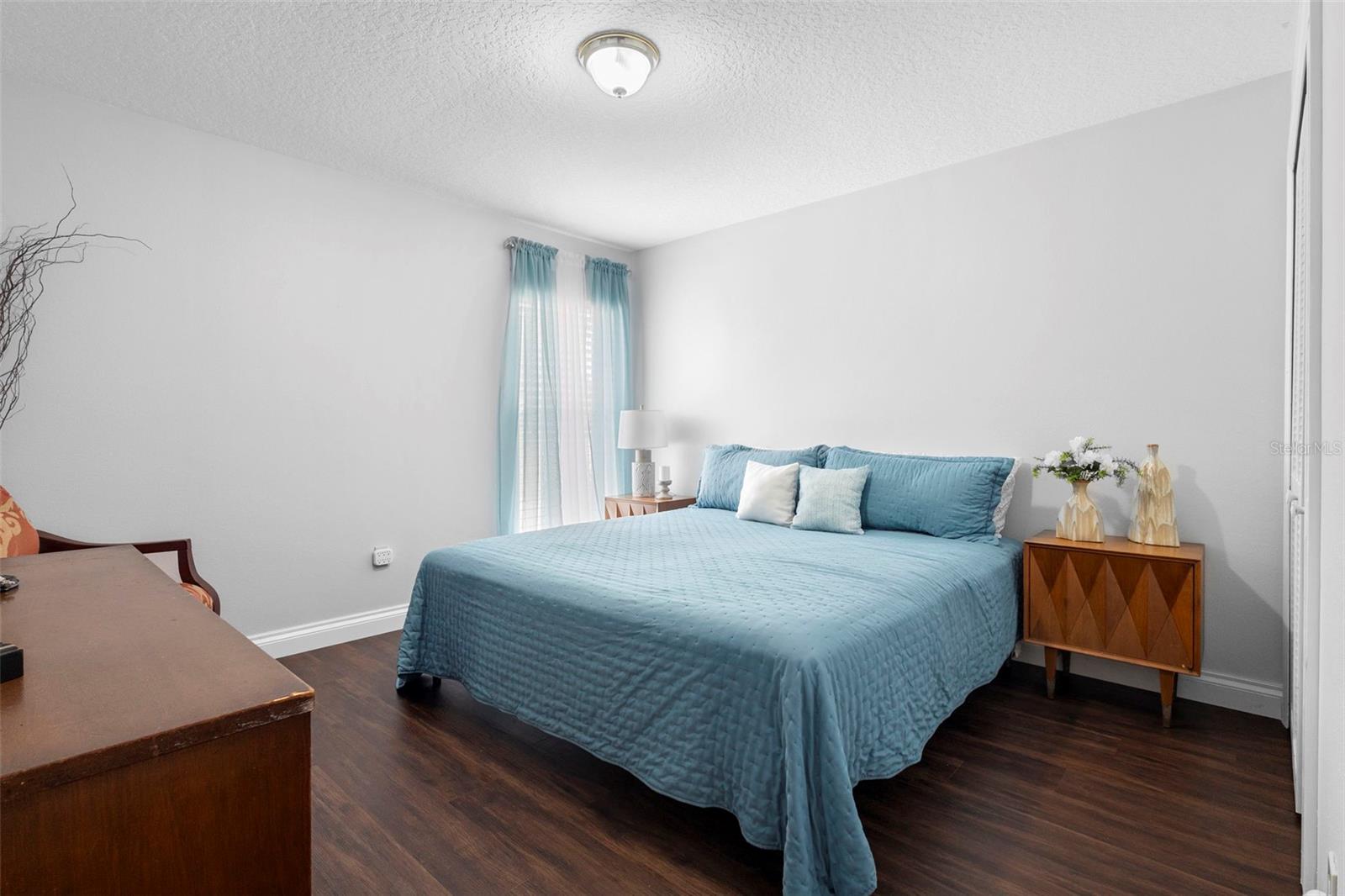 KENSINGTON ESTATES - Residential