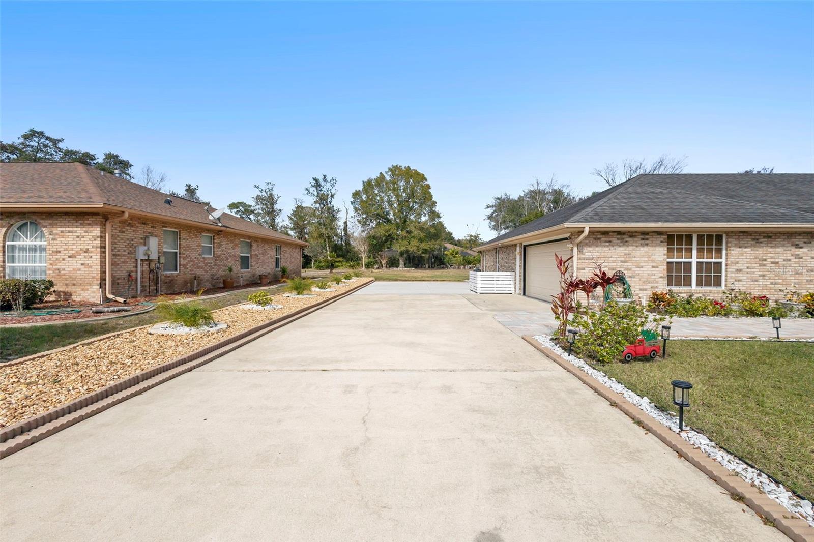 KENSINGTON ESTATES - Residential