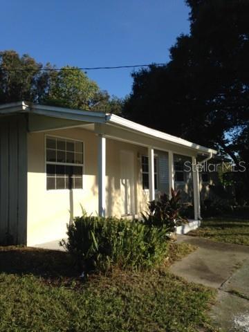 LAKE HARRIET ESTATES - Residential Lease