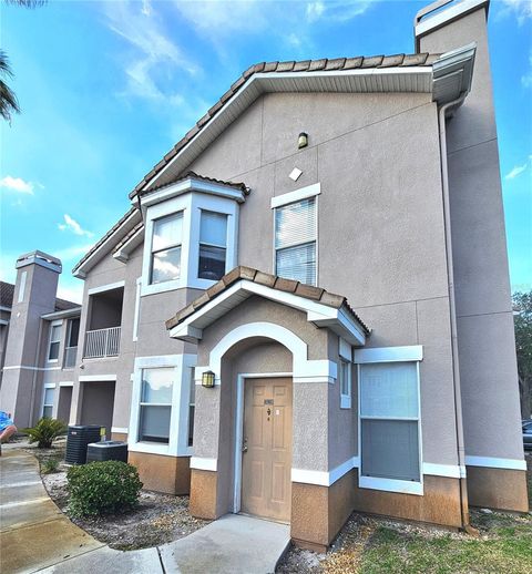Photo of 18058 Villa Creek Drive #18058, Tampa, FL 33647 (MLS # TB8509479)