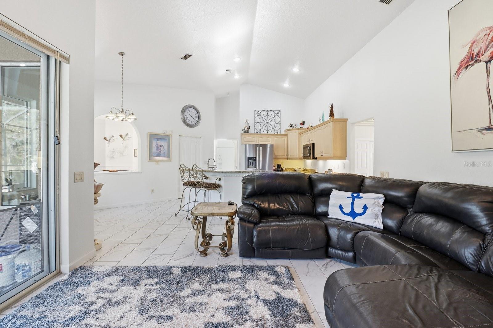 ROYAL HIGHLANDS - Residential