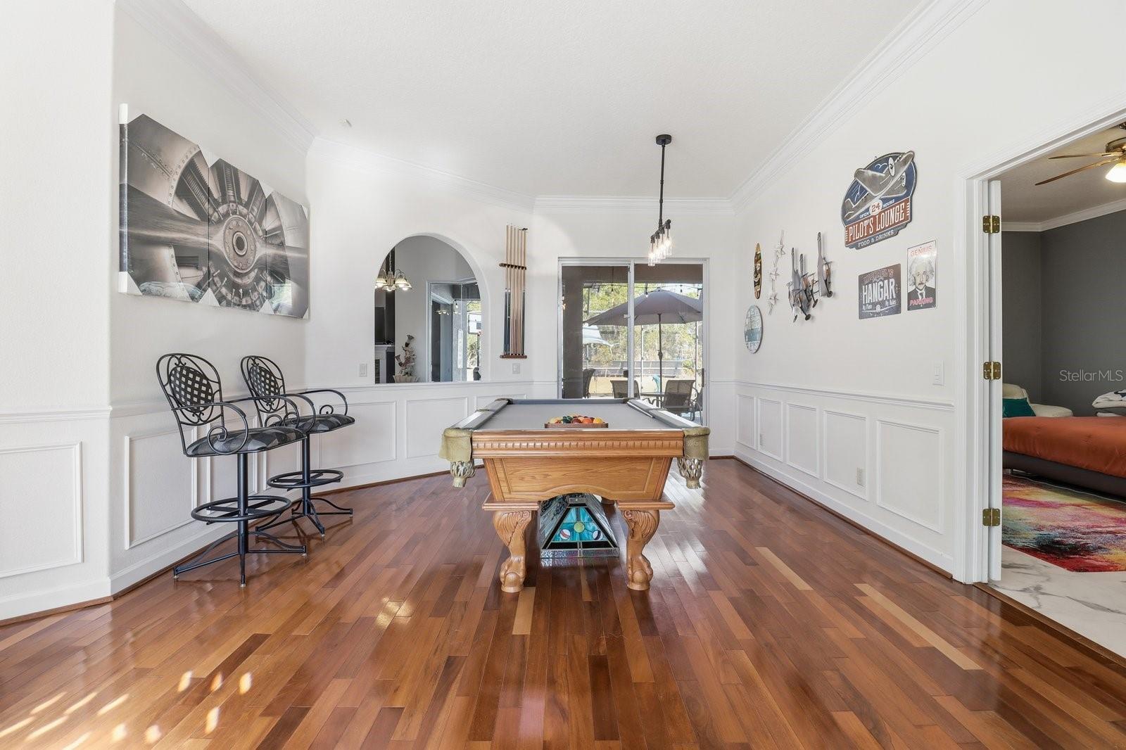 ROYAL HIGHLANDS - Residential