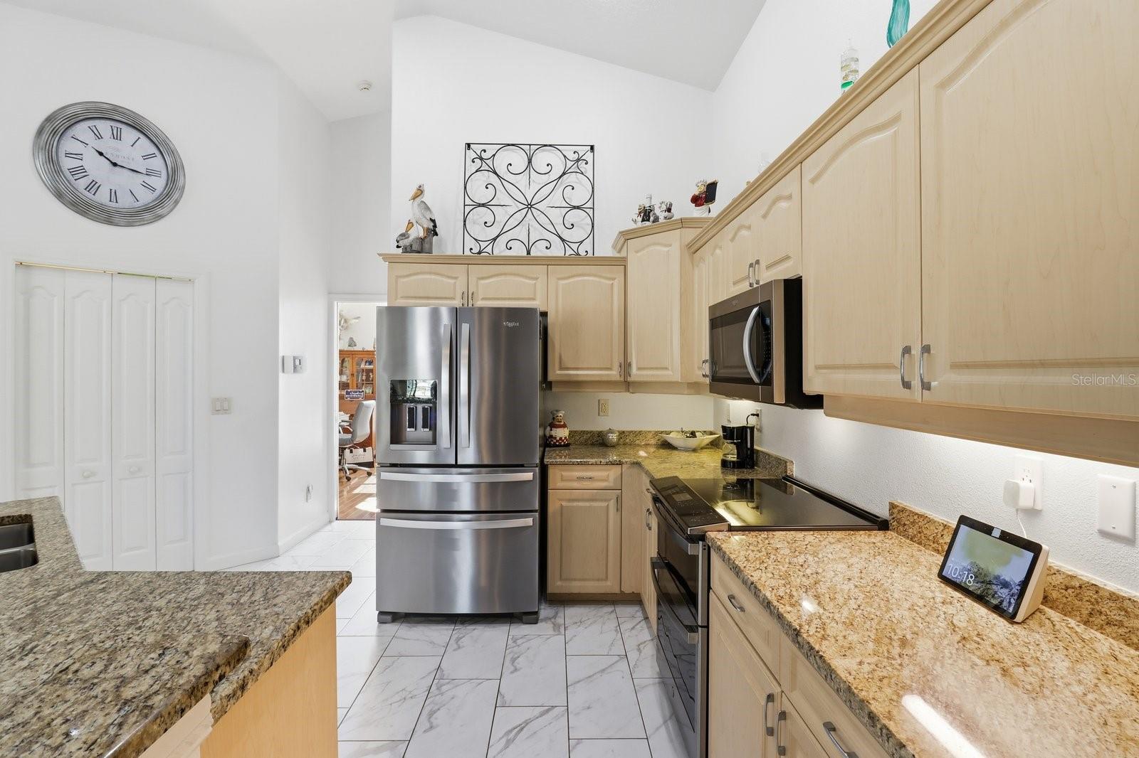 ROYAL HIGHLANDS - Residential