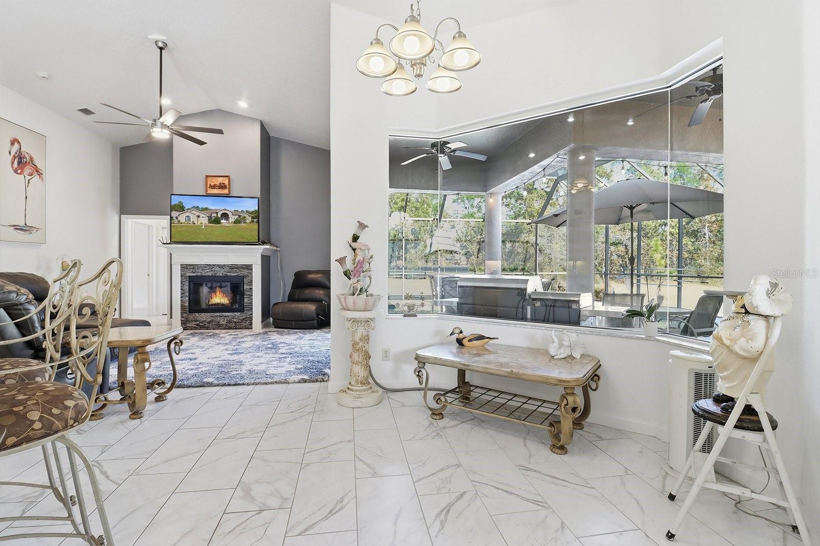 ROYAL HIGHLANDS - Residential