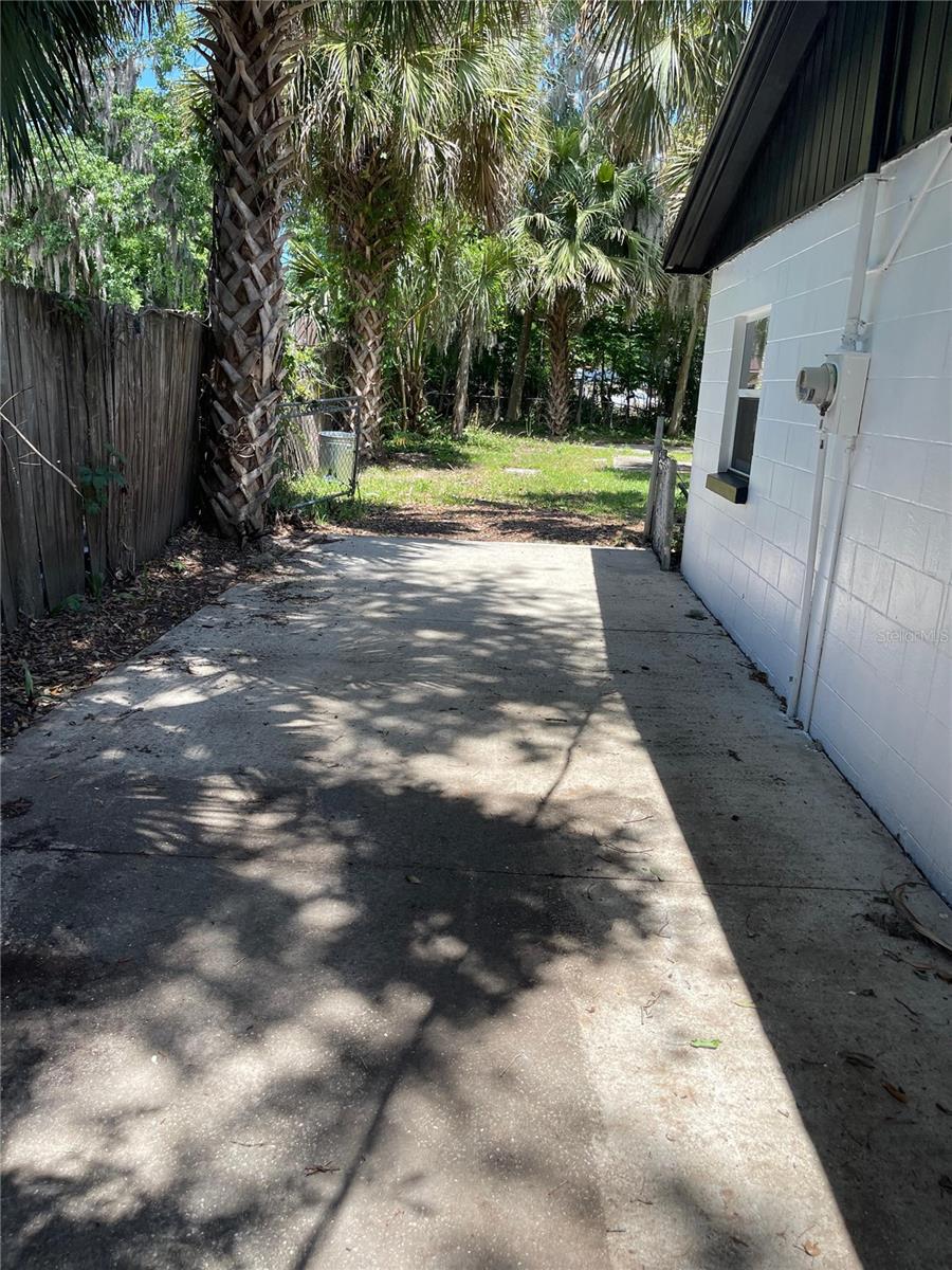 SHOTWELLS JUNGLE GARDEN - Residential