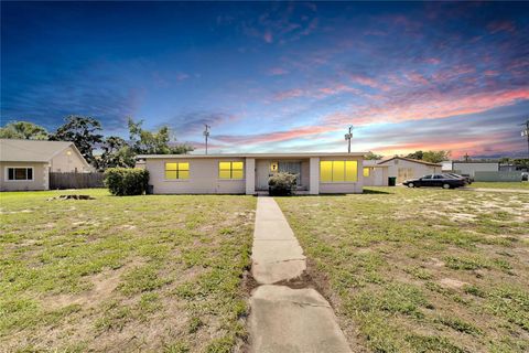 A home in TAMPA