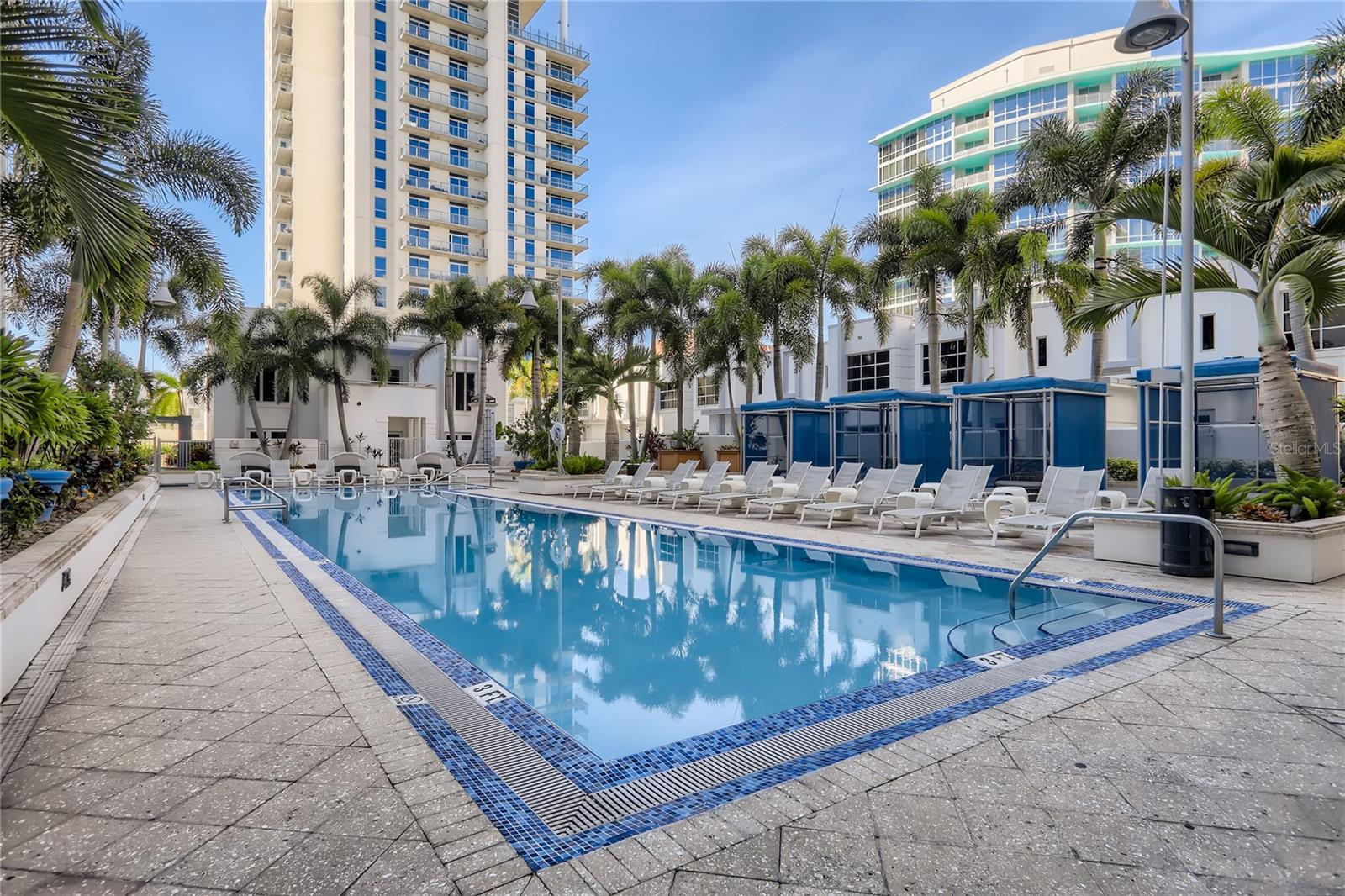 PARAMOUNT/LK EOLA - Residential Lease