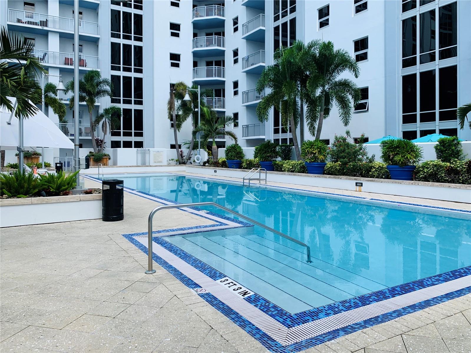 PARAMOUNT/LK EOLA - Residential Lease