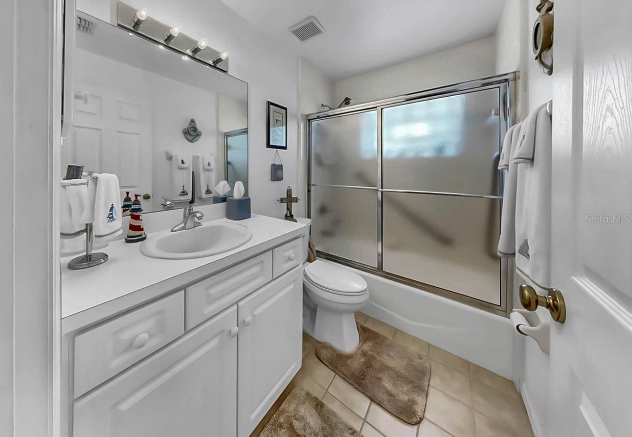 WOODLAND ACRES REV MAP OF - Residential