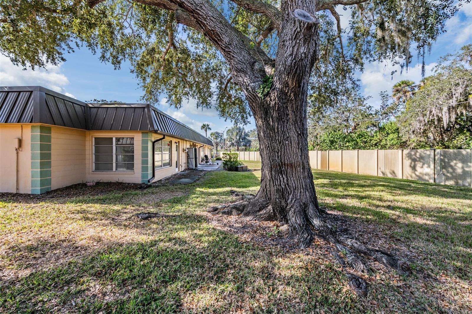 GARDENS BEACON SQUARE - Residential