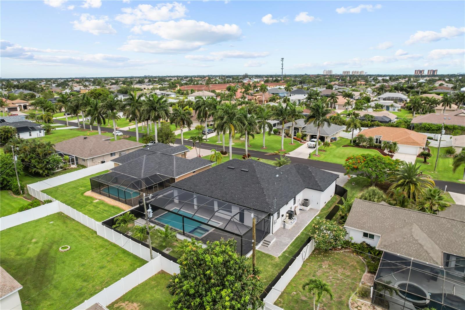 1709 SW 43RD LANE