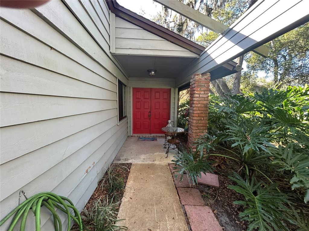Photo of 906 Village Green Road, Deland, FL 32720 (MLS # V4950039)