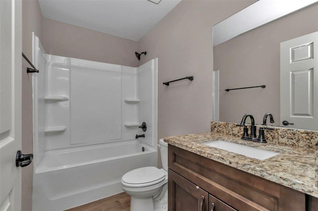 Photo of 2001 SW 176th Lane Road, Ocala, FL 34473 (MLS # OM723913)