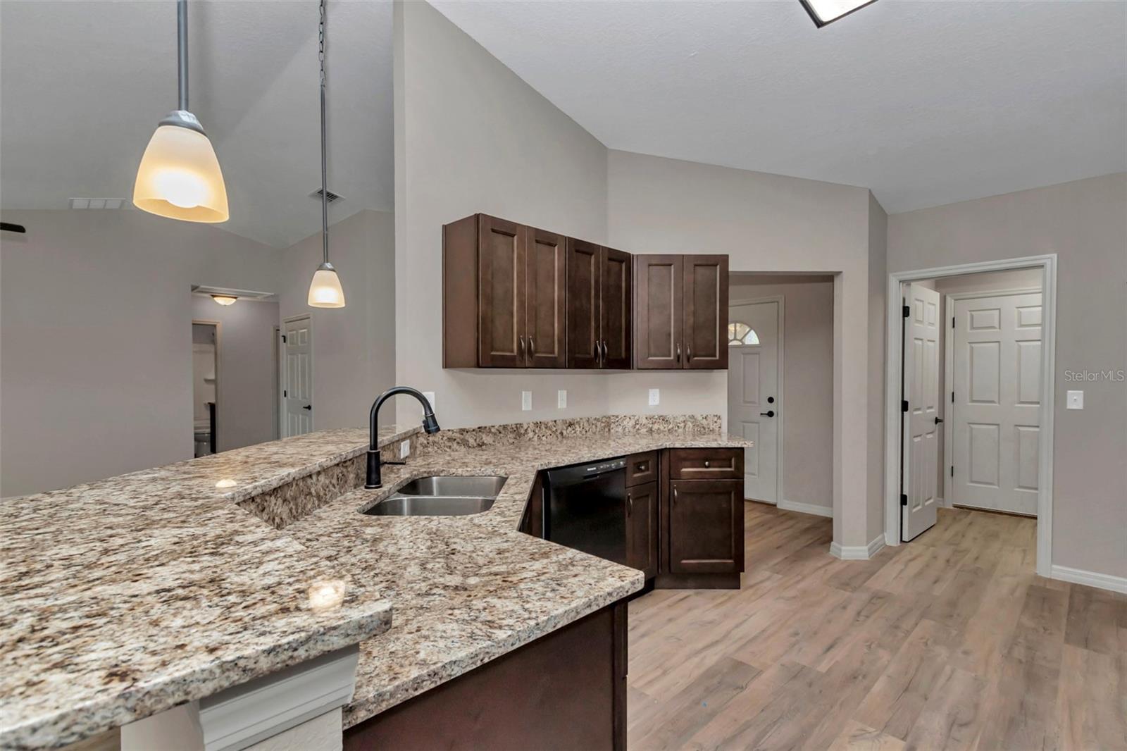MARION OAKS UN 04 - Residential