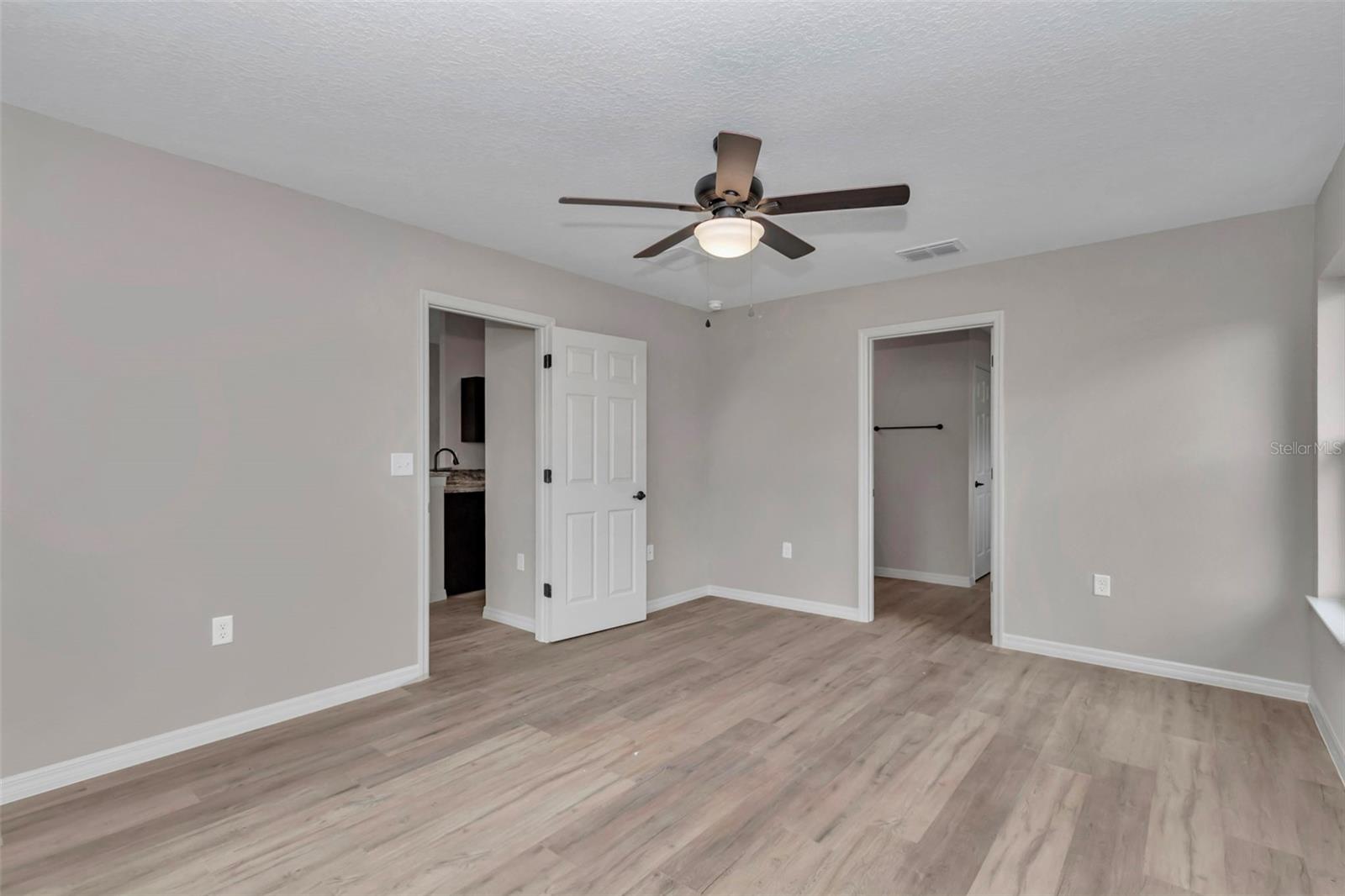MARION OAKS UN 04 - Residential
