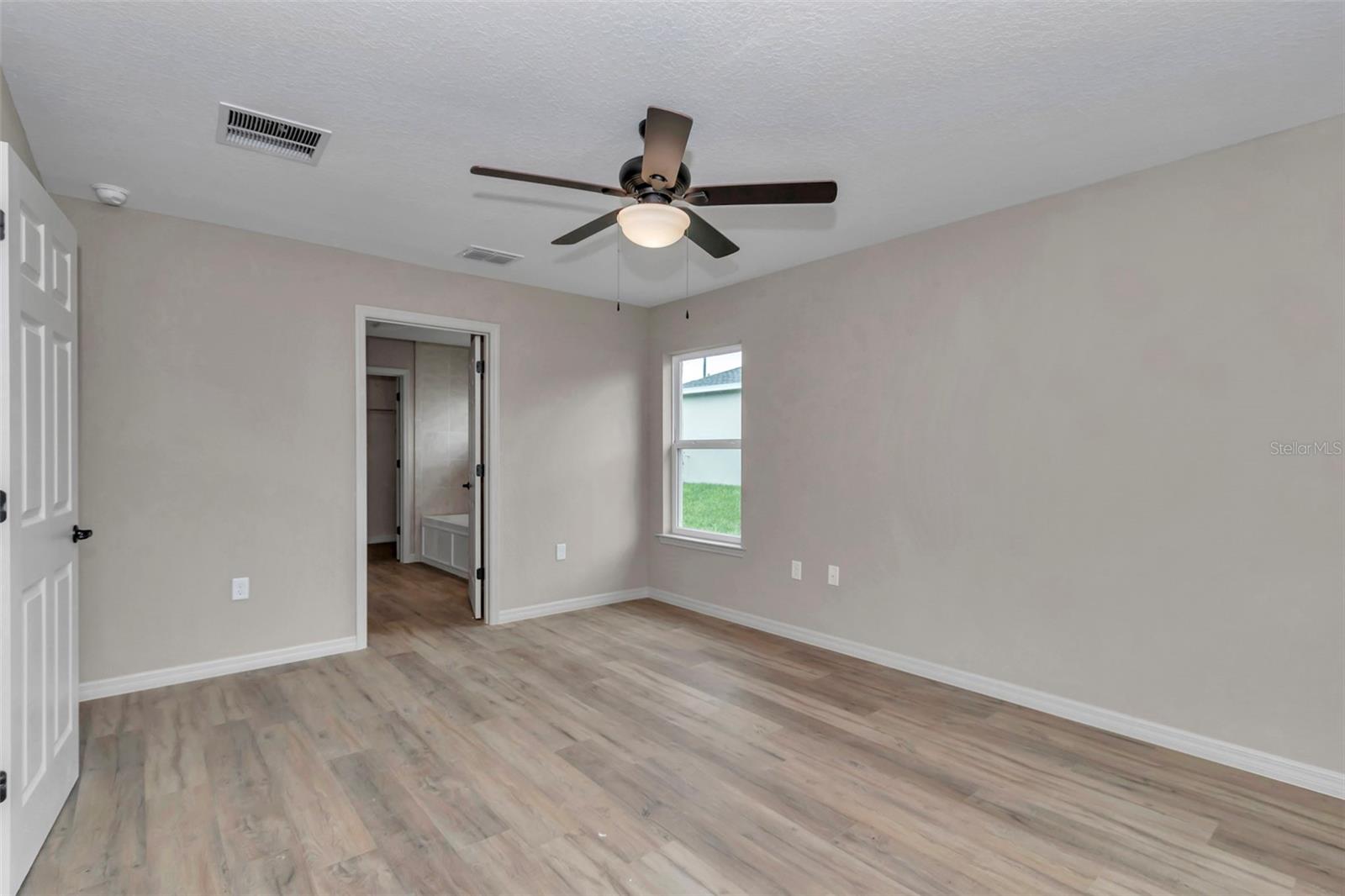 MARION OAKS UN 04 - Residential