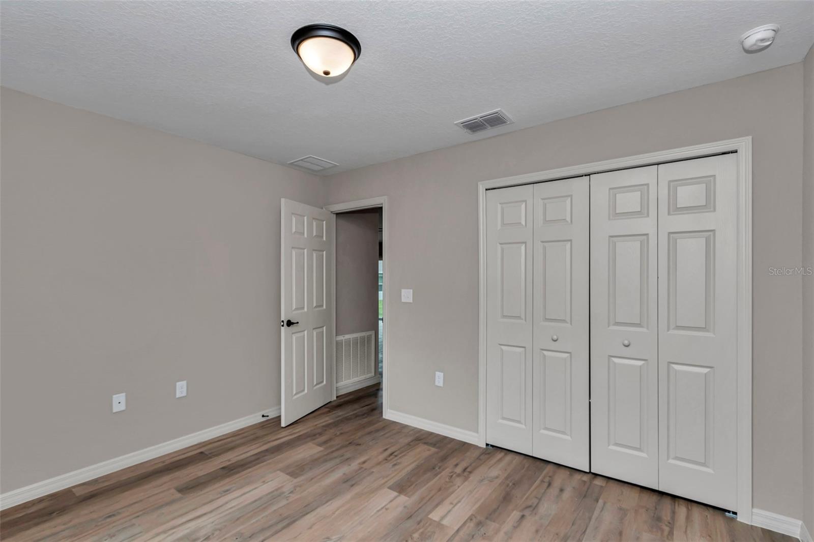 MARION OAKS UN 04 - Residential