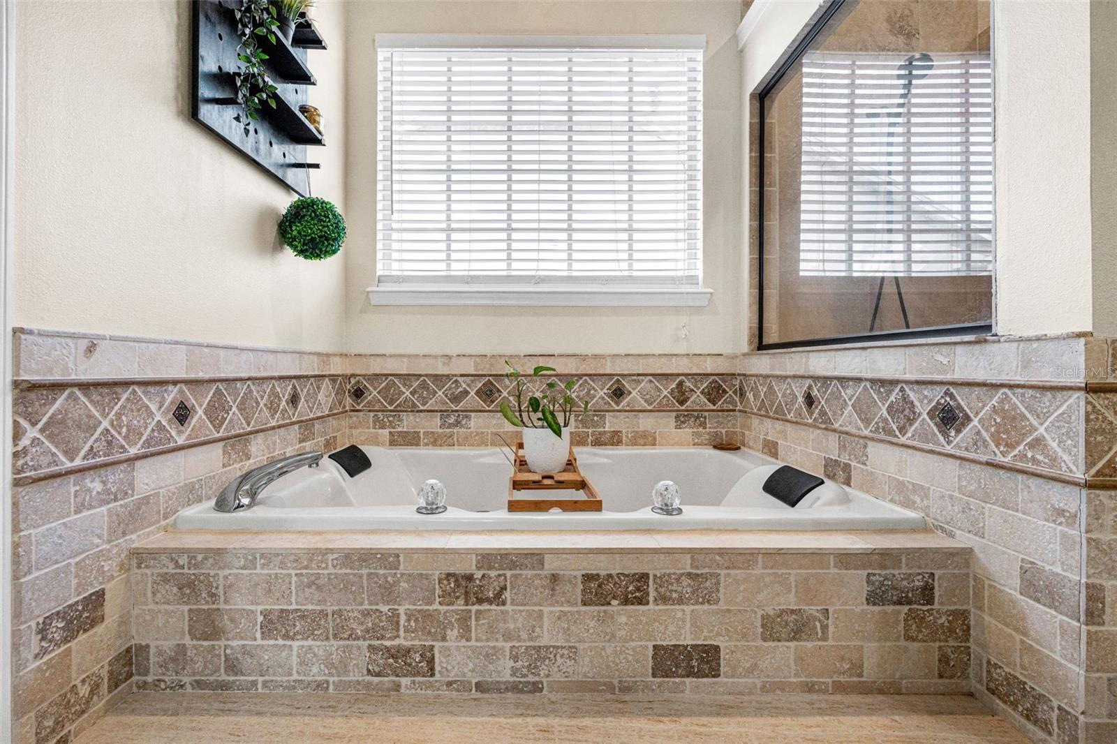 TUSCANY - Residential