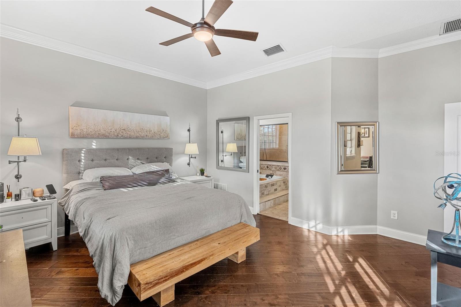 TUSCANY - Residential