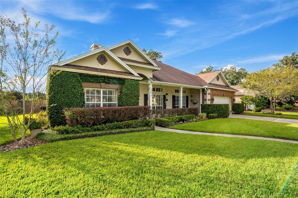 Photo of 1674 Victoria Way, Winter Garden, FL 34787 (MLS # O6357191)