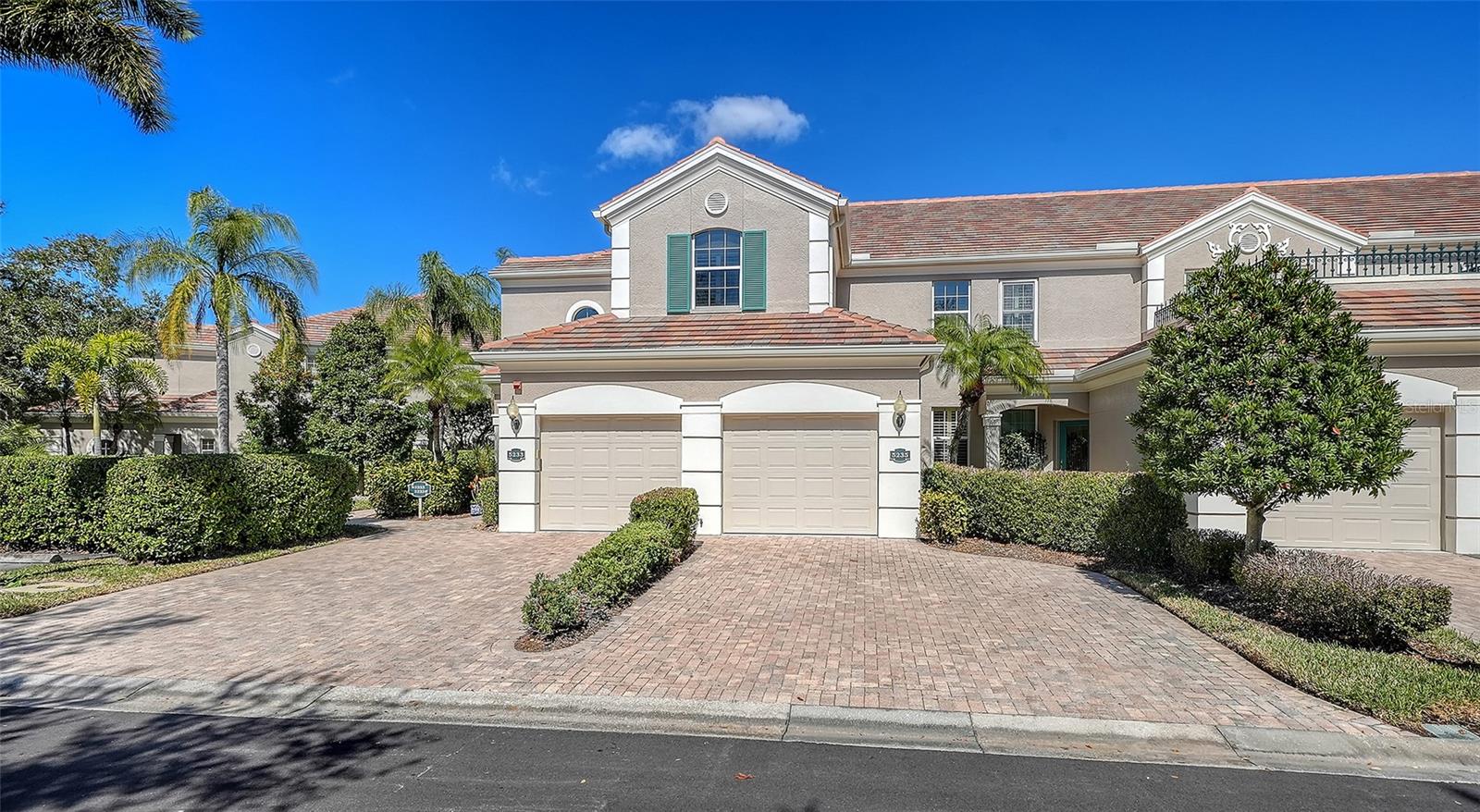 5235 PARISIENNE PLACE 101B28