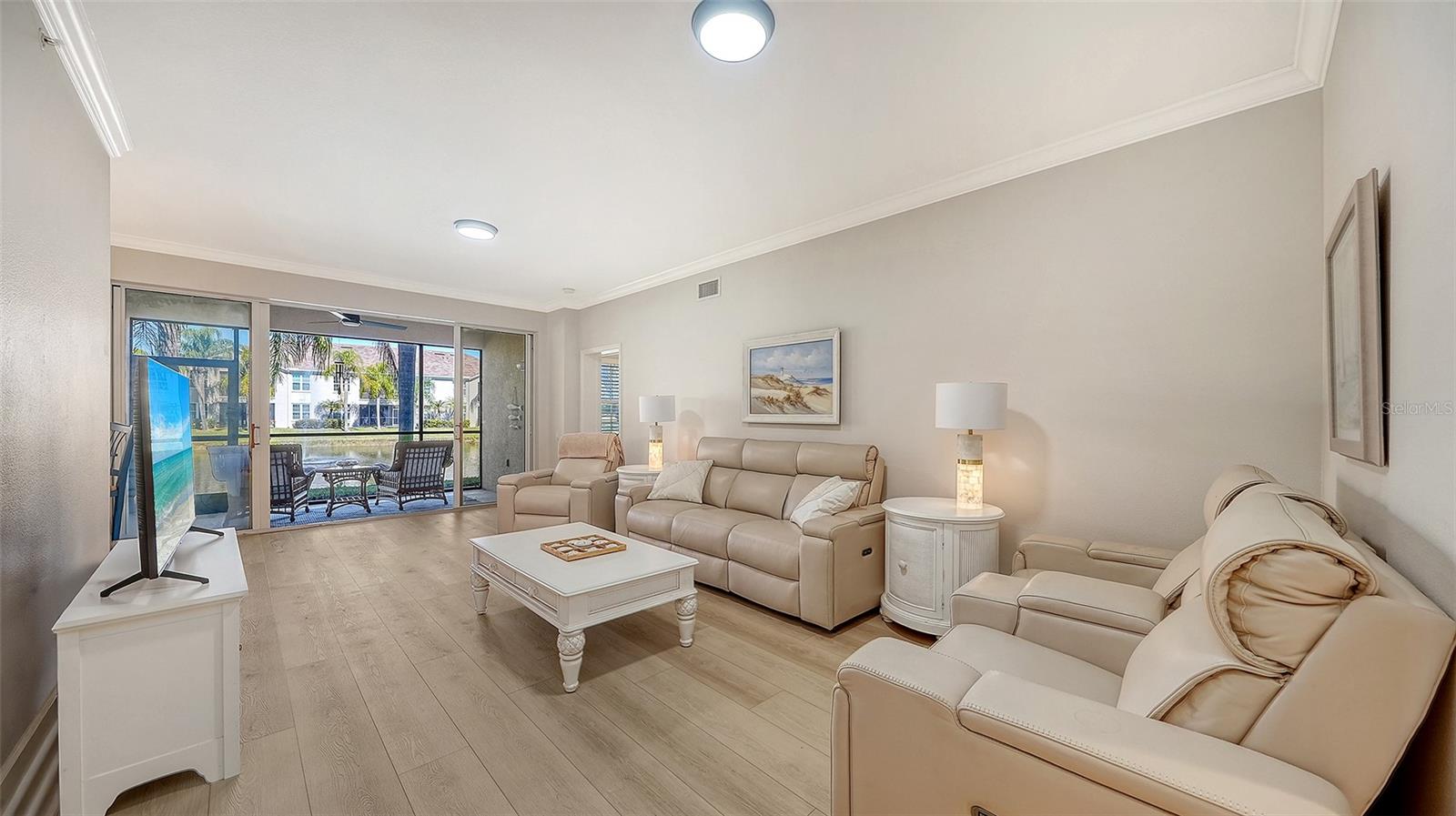 5235 PARISIENNE PLACE 101B28