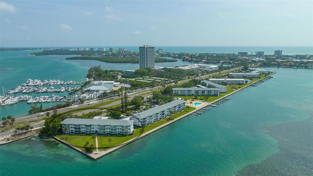 Photo of 777 John Ringling Boulevard #32, Sarasota, FL 34236 (MLS # A4679487)