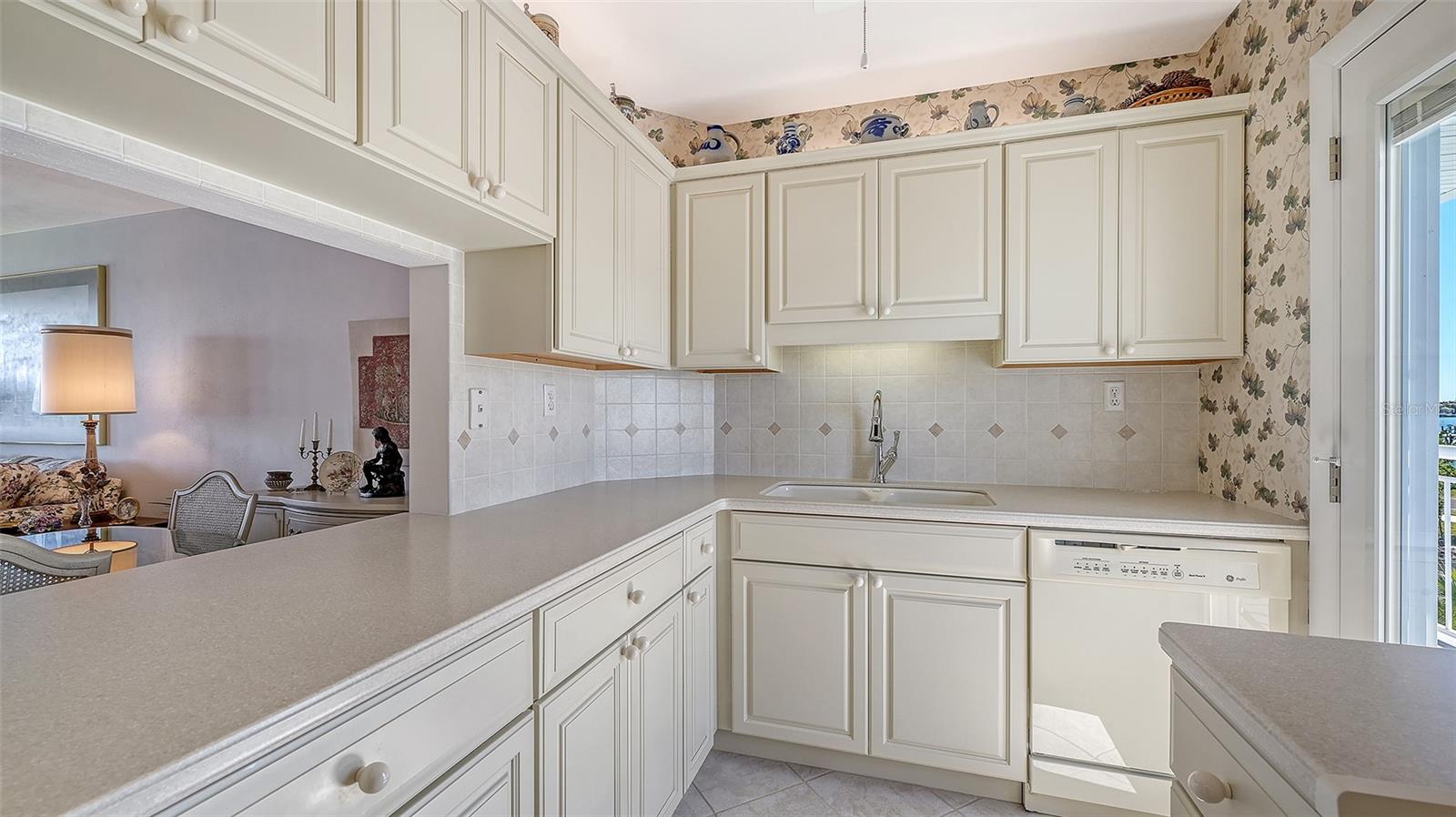 SARASOTA HARBOR EAST - Residential