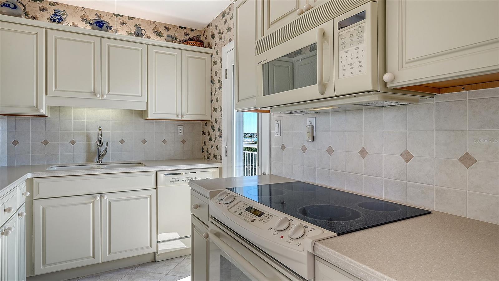 SARASOTA HARBOR EAST - Residential