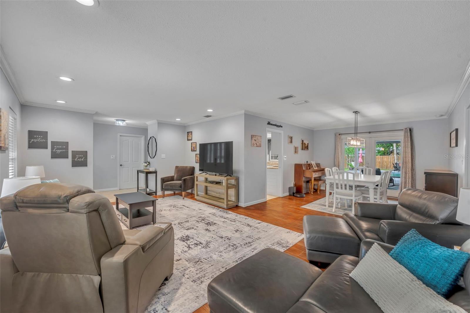 WINTER PARK PINES - Residential