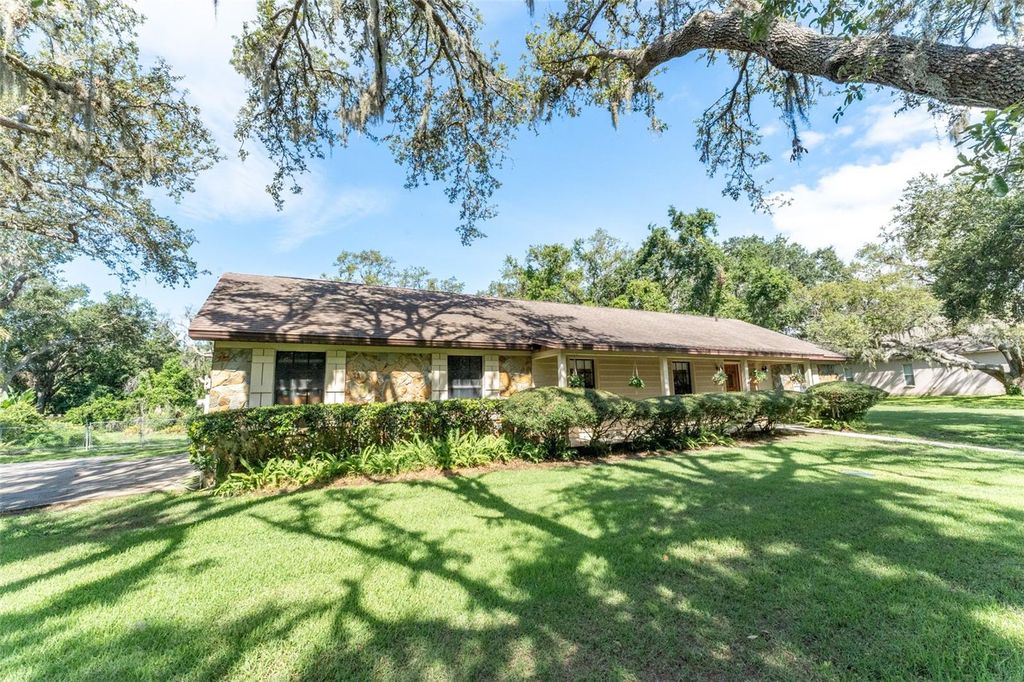 Photo of 11307 Sandpine Road, Riverview, FL 33569 (MLS # TB8396946)