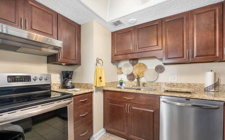 OCEAN WATCH CONDO - Residential