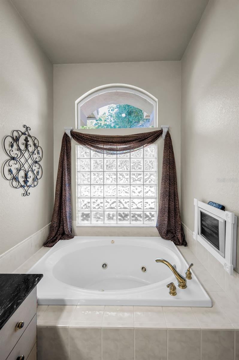 OLD HARBOR PLACE - Residential