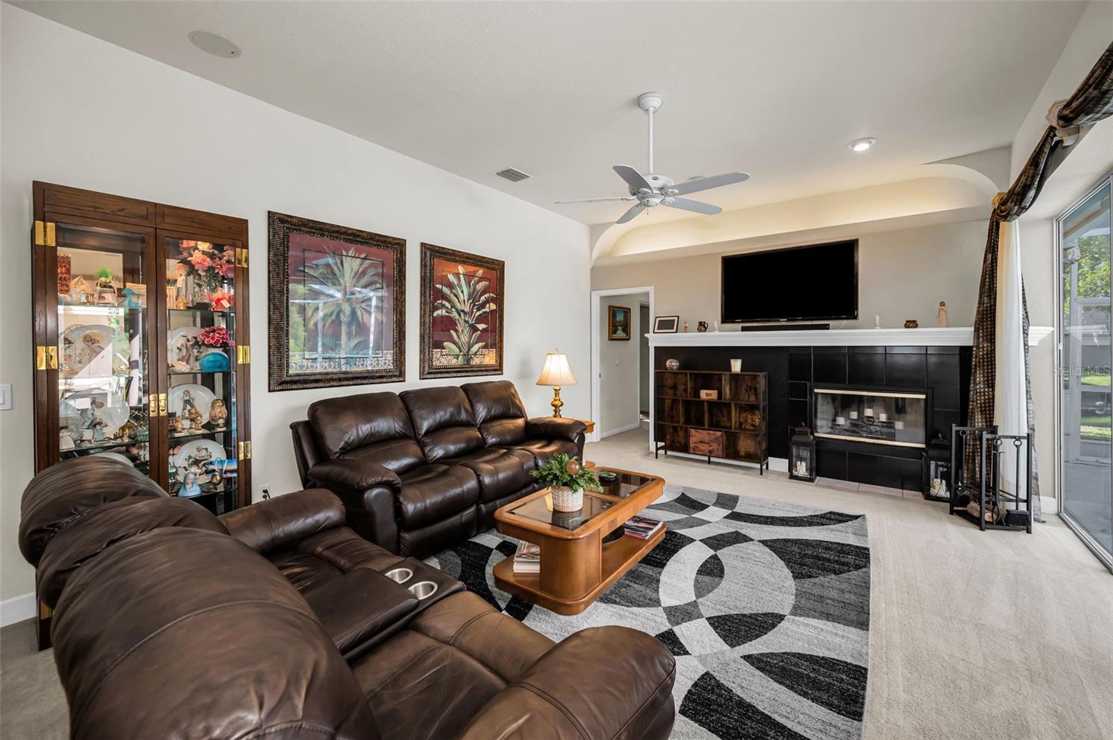 OLD HARBOR PLACE - Residential