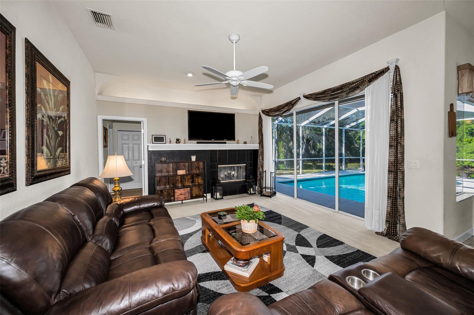 OLD HARBOR PLACE - Residential