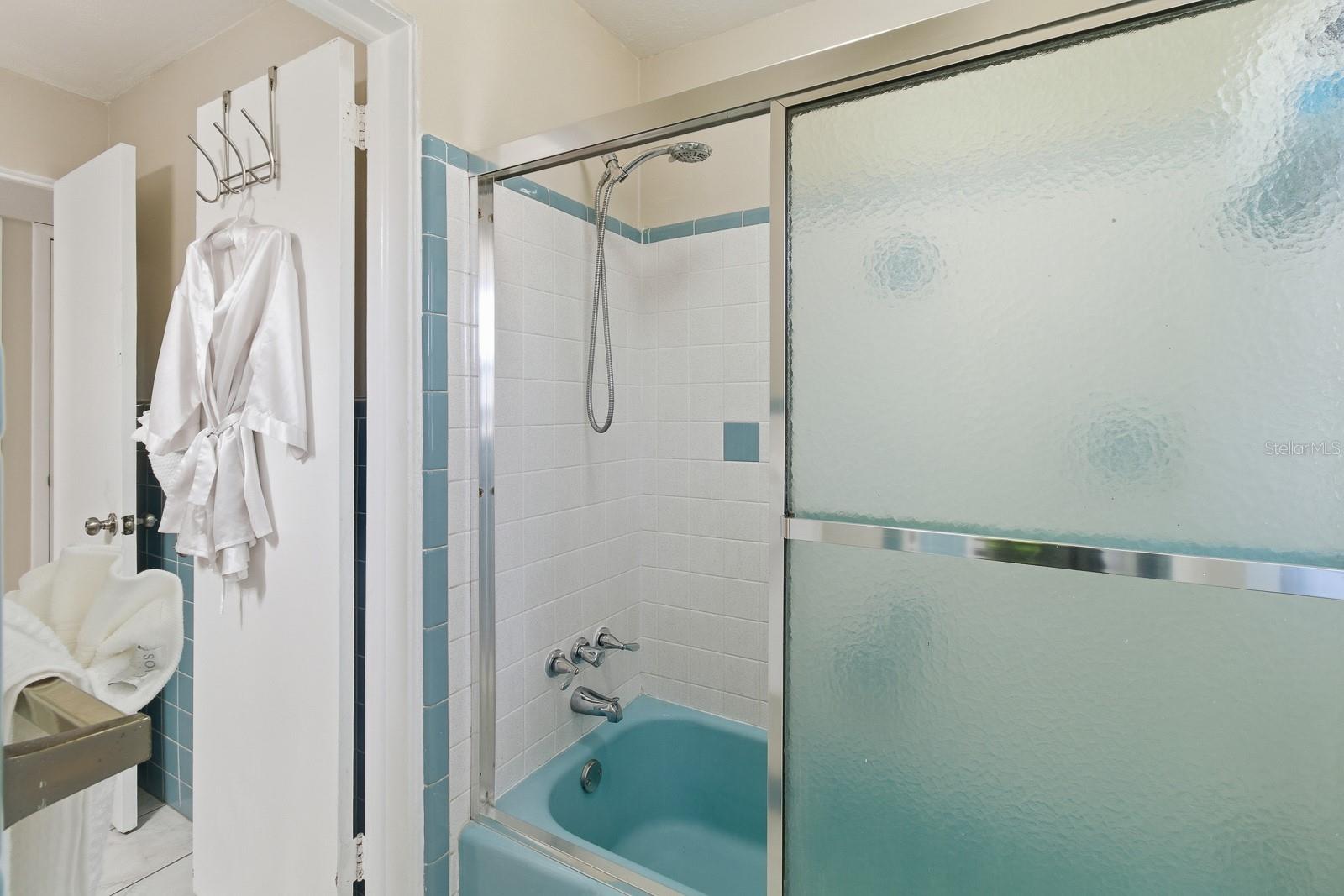 COUNTRY CLUB HEIGHTS ADD 01 - Residential